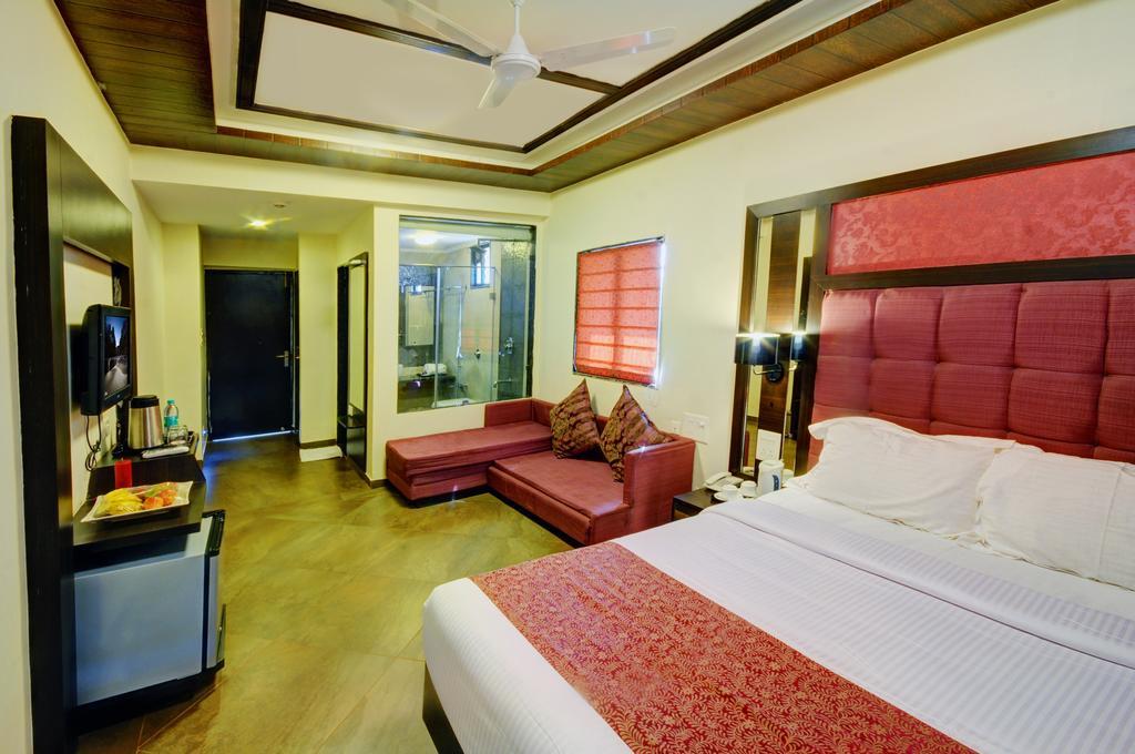 Resort De Crossroads Calangute Zimmer foto